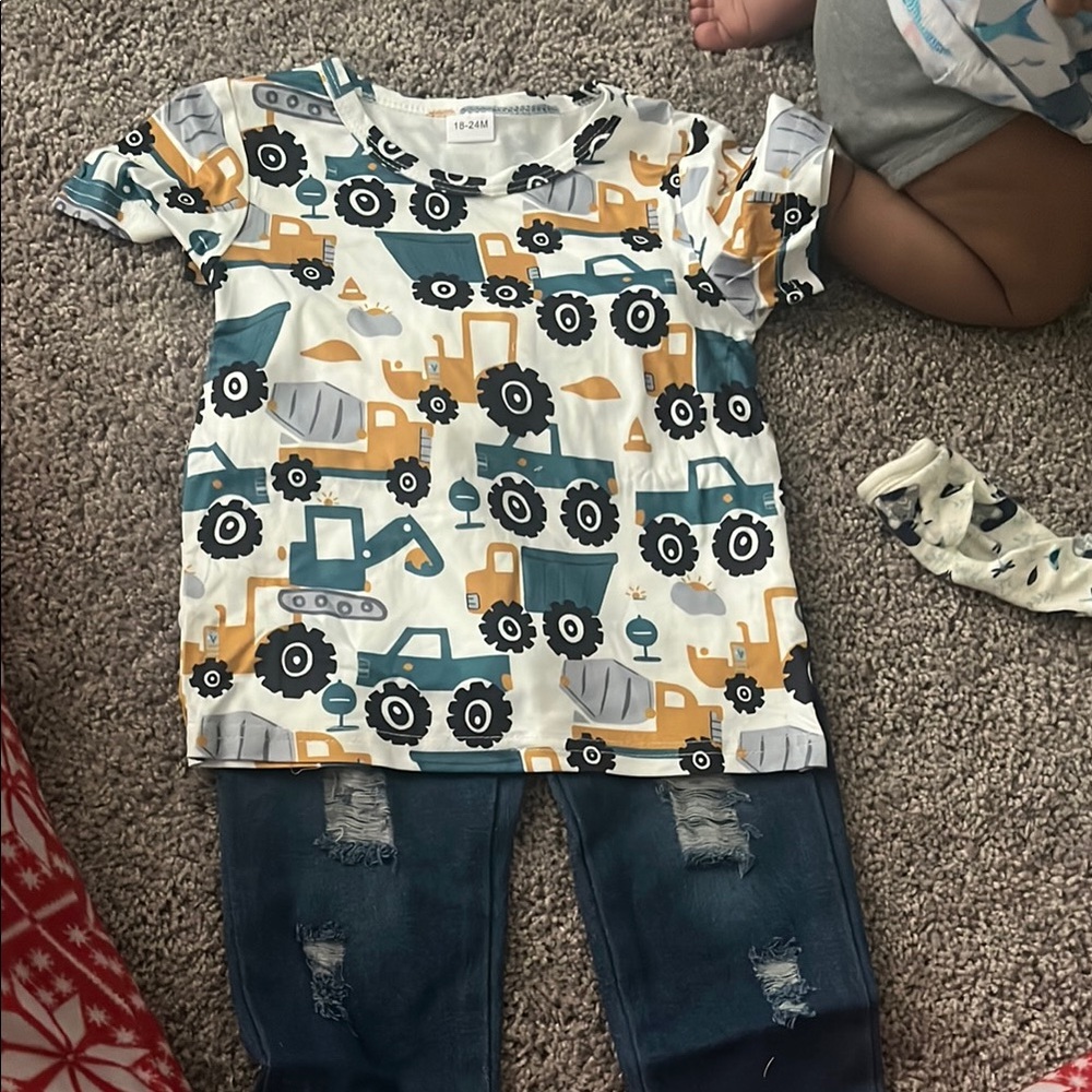 Kids Construction Print T-Shirt and Distressed Jeans Set